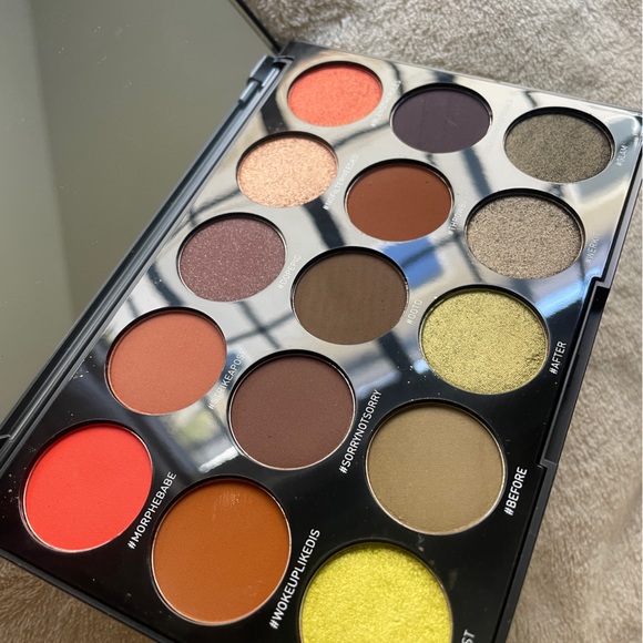 Morphe Eyeshadow Palette - Picture 3 of 5